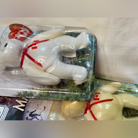 Rare Error Ty Beanie Babies International Bears. Full set of 4. Retired. - Picture 12 of 12